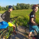 zdjęcie dzieci podczas wycieczki rowerowej