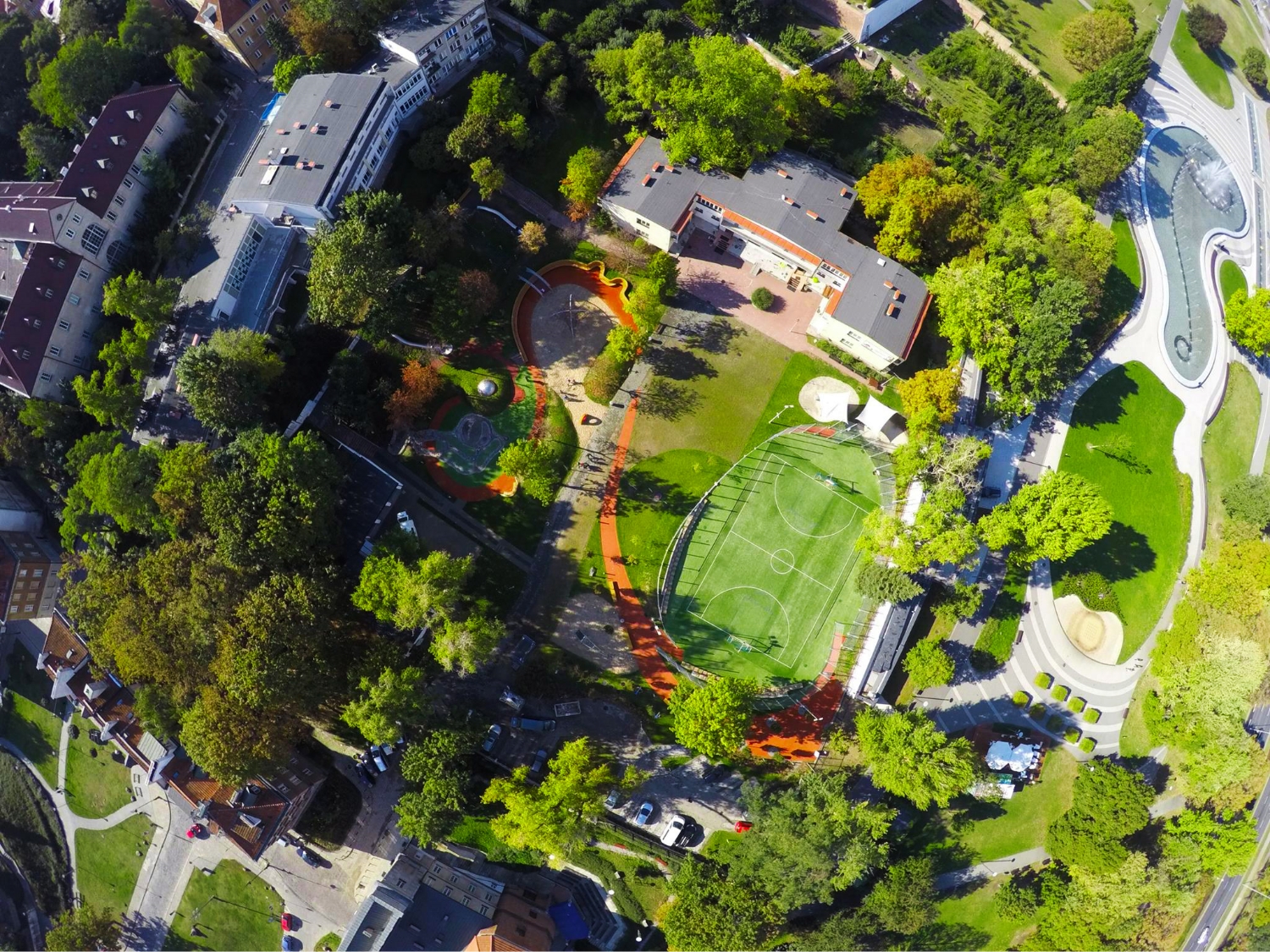 zdjęcie terenu Warszawskiej Strefy Rodziny